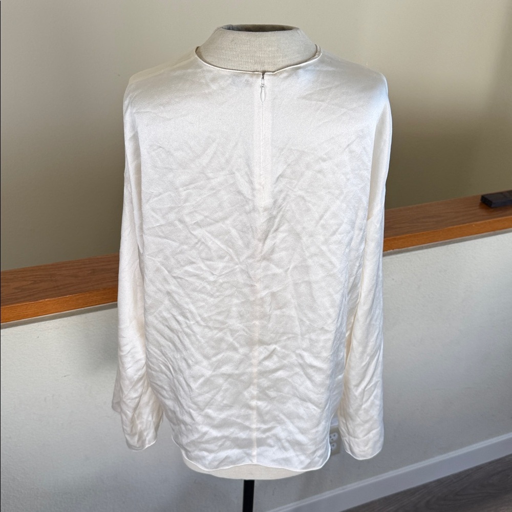 Vince Cream pure silk Blouse size medium - Picture 5 of 14